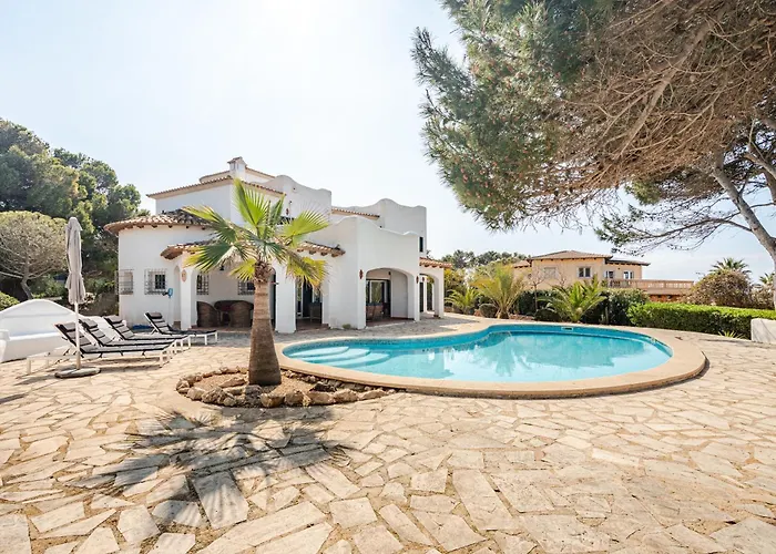 Gigantische Villa mit Meerblick, Panoramablick&Pool-Oase